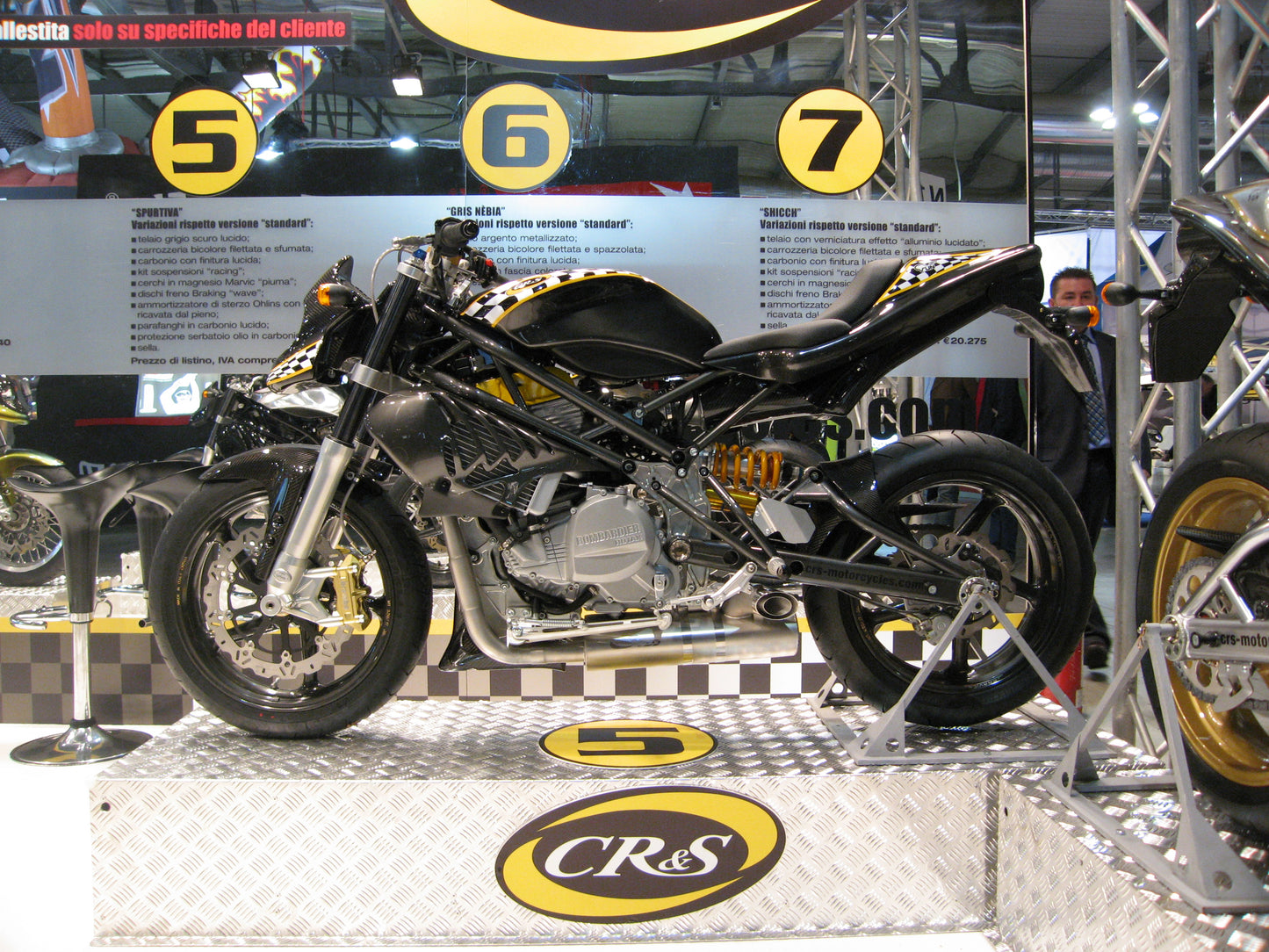 VUN 650